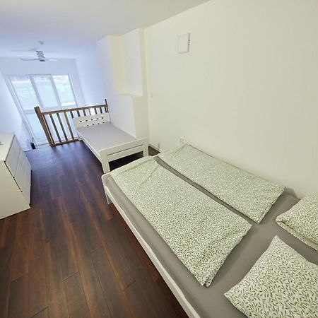 Block 96 Apartments Zlín Esterno foto